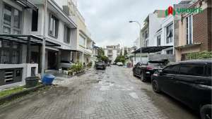 DIJUAL RUMAH DI KOMPLEK CEMARA ASRI MEDAN , tersedia melalui melalui situs Olx