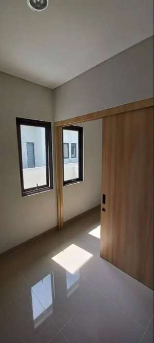 Dijual Rumah Flora Summarecon Bandung Siap Huni lokasi di Summarecon Bandung, tersedia melalui melalui situs Olx