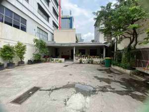 Dijual Rumah Harga Dibawah NJOP di Jalan utama Pemuda Rawamangun , tersedia melalui melalui situs Olx