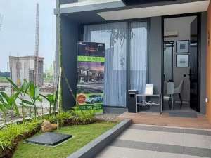 Dijual Rumah Kahuripan Nirwana dipusat kota Dekat Lippo Mall Sidoarjo , tersedia melalui melalui situs Olx
