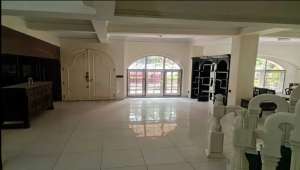 Dijual Rumah Lama, Jual Di Bawah Harga Njop , tersedia melalui melalui situs Olx