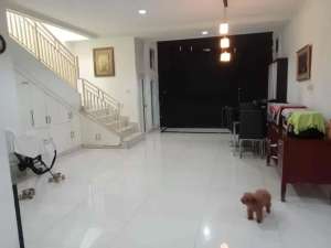 Dijual Rumah Lokasi Nyaman Dekat Mall dan Pintu Toll Dalam Kota , tersedia melalui melalui situs Olx