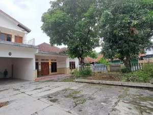 Dijual rumah luas Lokasi strategis di Timoho, pusat Kota Yogyakarta, Dekat dengan Mandala Krida, GOR Amongrogo, Balai Kota Yogya, Malioboro , tersedia melalui melalui situs Olx