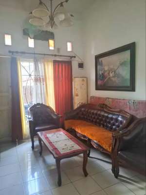 Dijual Rumah LuasNyaman Siap Huni, Cijantung Jakarta Timur lokasi di Cijantung, tersedia melalui melalui situs Olx