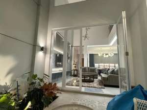 DIJUAL Rumah MEWAH Dengan MODERN Bangunan SIAP HUNIFULL FURNISHED di CISITU Dago dekat KAMPUSITB Bandung , tersedia melalui melalui situs Olx