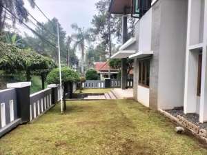 Dijual Rumah Mewah di Kawasan Elite Setiabudi Ciwaruga Lokasi dkt ke wisata Lembang Bandung , tersedia melalui melalui situs Olx