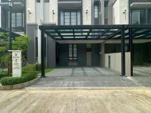 Dijual Rumah Mewah Eksklusif Duren Sawit, 2 Lantai Strategis , tersedia melalui melalui situs Olx