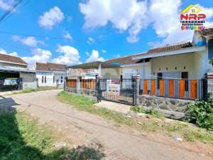 Dijual Rumah Minimalis Hook di Perum. Graha Rogojampi Indah , tersedia melalui melalui situs Olx