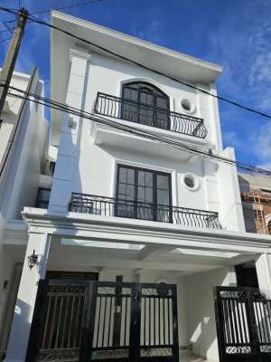 DIJUAL RUMAH MINIMALIS MODERN SIAP HUNI AREA CINERE DEPOK , tersedia melalui melalui situs Olx