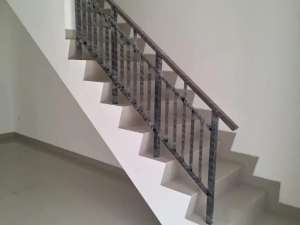 Dijual Rumah PIK 2 Ukuran 4,5x15 2kamar Tidur - Unfurnish, Termurah , tersedia melalui melalui situs Olx