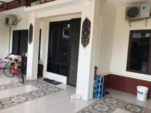 Dijual rumah pondok tjandra dekat club house , tersedia melalui melalui situs Olx