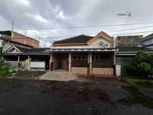 Dijual Rumah Siap Huni Lokasi Strategis di Cluster Fajar Indah Colomadu Solo , tersedia melalui melalui situs Olx