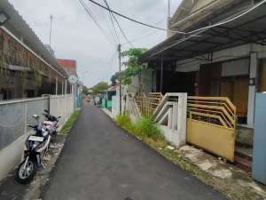 Dijual Rumah Strategis di Pusat Kota Tasikmalaya Cocok untuk HunianKantor , tersedia melalui melalui situs Olx