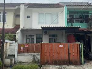 Dijual Rumah Uk 6x18 Bagus di Sektor 1E By Rumah Chinida Jb , tersedia melalui melalui situs Olx