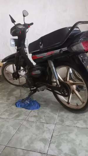 Jual bekas edisi bosen sama motornya,lokasi di Losari