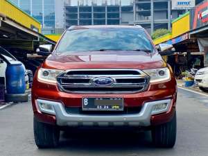 Jual bekas Ford Everest 2015 Merah,lokasi di Jawa Barat