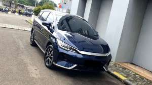 Jual bekas GARANSI 5THBYD M6 M 6 Superior Captain 6 Seater EV 20242025,lokasi di Jakarta DKI