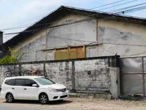 gudang hit tanah raya a yani lokasi di Gayungan, tersedia melalui melalui situs Olx