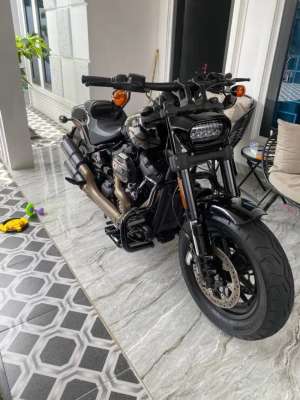 Jual bekas harley davidson fatbob fat bob,lokasi di Mampang Prapatan