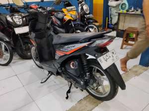 Jual bekas honda beat eco 2017 pajak hidup,lokasi di Karawaci
