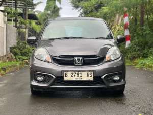 Jual bekas Honda Brio E CVT Abu-abu,lokasi di Jakarta DKI