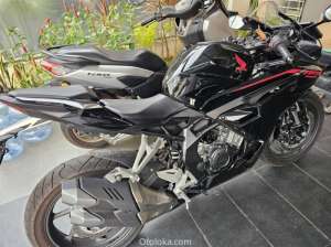 Jual bekas Honda CBR 2024 R2 Warna HitamMotor Gagah,lokasi di Jakarta Barat