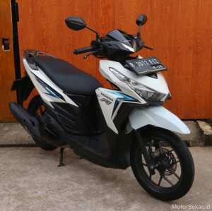 Jual bekas HONDA VARIO 125 THN 2016 PAJAK ON SIAP PAKE,lokasi di Depok