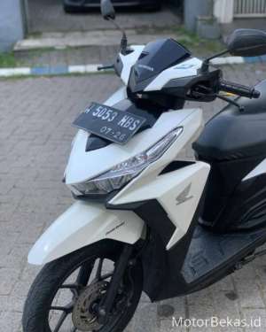 Jual bekas Honda vario led 150cc 2016 Surat lengkap,lokasi di Sidoarjo