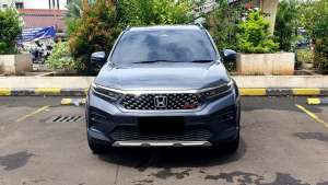 Jual bekas Honda WR-V rs sensing 2024 abu km 9 ribuan,lokasi di Jakarta DKI