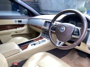 Jual bekas Jaguar XF 3.02011,lokasi di Jakarta DKI