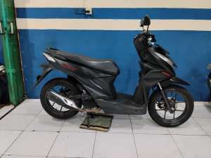 Jual bekas jual cepat honda beat delux 2023 gres,lokasi di Bumi Serpong Damai