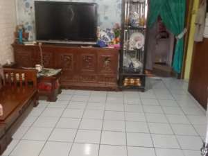 Jual cepat rumah dekat Mall Lippo Karawaci di Binong Permai , tersedia melalui melalui situs Olx