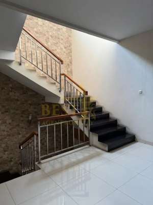 Jual Dan Sewa Rumah MurahLuasSayap Lengkong, Bandung , tersedia melalui melalui situs Olx