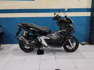 Jual bekas jual honda adv 150cc 2022 super mewah,lokasi di Legok