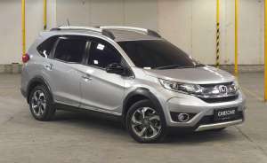 Jual bekas JUAL Honda BR-V E CVT 2016 Silver bebas banjirtabrakan,lokasi di Jawa Barat