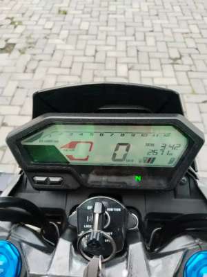 Jual bekas jual honda cb 150r tahun 2025,lokasi di Colomadu