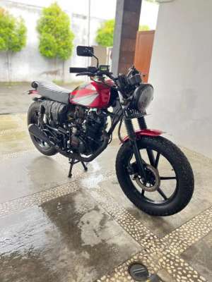 Jual bekas jual mtr honda custom,lokasi di Ngemplak