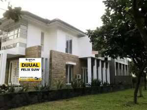 Jual Rumah 2 ltDiamond Hill Citraland , tersedia melalui melalui situs Olx