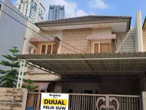 Jual Rumah 2 lt Putat Indah Timur , tersedia melalui melalui situs Olx