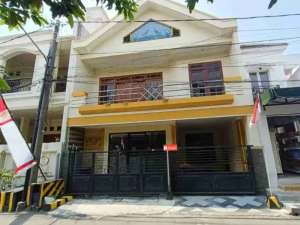 jual rumah 2 lt d Semolowaru nginden Ngagel Bratang Rungkut Sukolilo , tersedia melalui melalui situs Olx