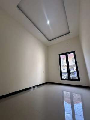 Jual rumah baru 2 lantai Darmo indah Surabaya Barat , tersedia melalui melalui situs Olx