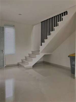 JUAL RUMAH BUTUH UANG HARGA MURAH BEKASI HARAPAN INDAH lokasi di Cluster Lavesh Harapan Indah Bekasi, tersedia melalui melalui situs Olx