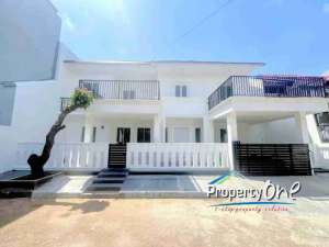 Jual Rumah Di Vila Melati Mas Serpong Dekat BSD Dan Bintaro , tersedia melalui melalui situs Olx