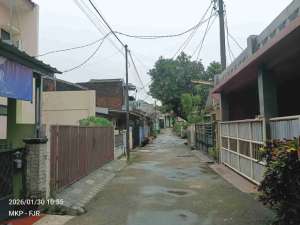 jual rumah hrg temen 4 kamar di Rawalumbu jembatan 8 , tersedia melalui melalui situs Olx