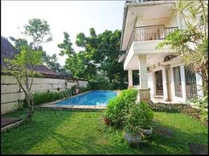 Jual Rumah Mewah Full Furnished Danau Bogor Raya , tersedia melalui melalui situs Olx