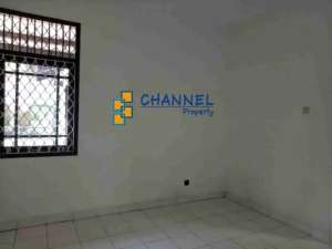 Jual Rumah Strategis Dekat Tol dan Pasmod BSD Griya Loka Tangsel, Vn , tersedia melalui melalui situs Olx