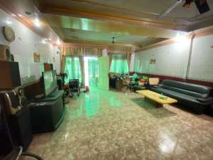 Jual Rumah Taman Palem Lestari Cengkareng 2lt , tersedia melalui melalui situs Olx