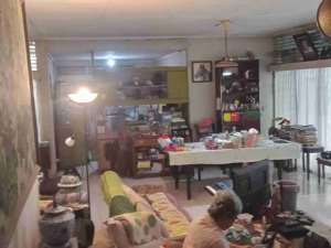 jual rumah tinggal , tersedia melalui melalui situs Olx