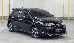 Jual bekas JUAL Toyota Yaris S TRD Sportivo AT 2019 Hitam kilometer 42rb,lokasi di Jawa Barat