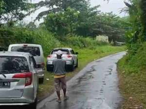 kebun durian alpukat dan petay murah lokasi di Doro, tersedia melalui melalui situs Olx
